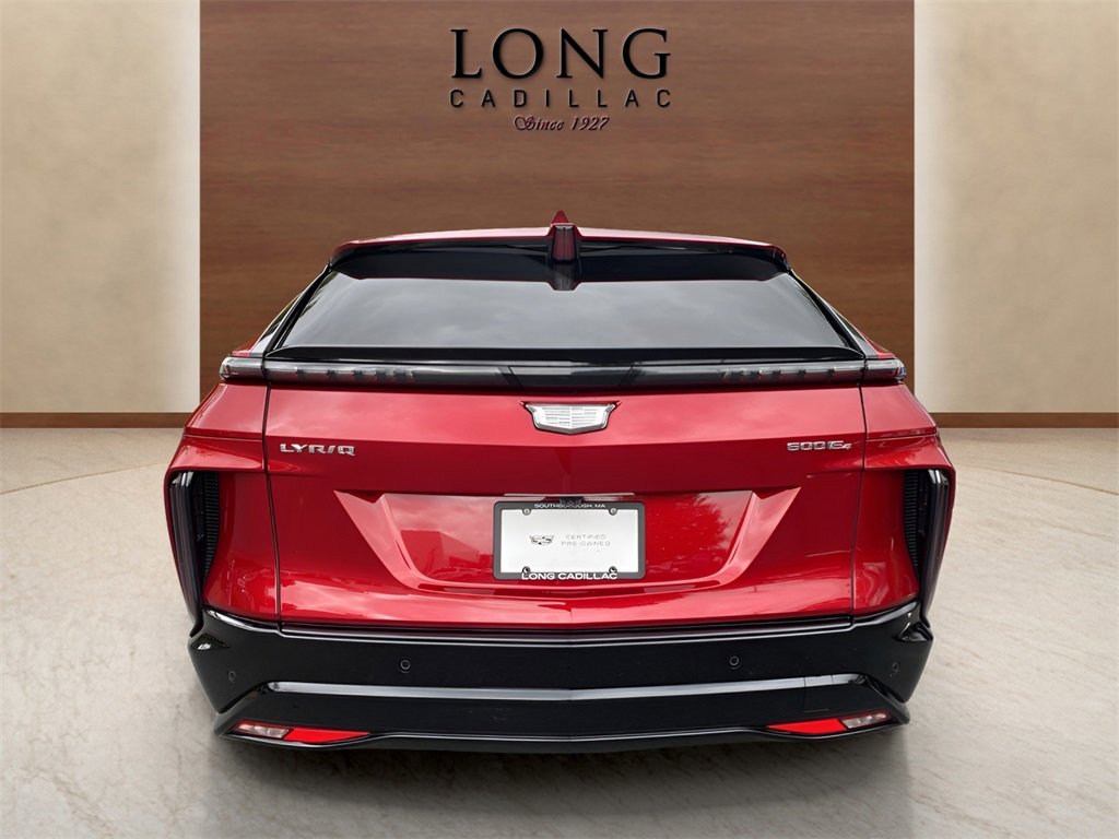 2024 Cadillac Lyriq Sport photo 4