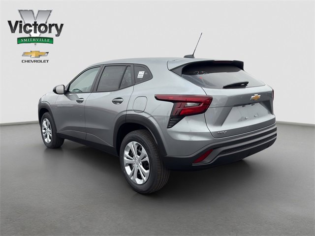 2026 Chevrolet Trax LS photo 4