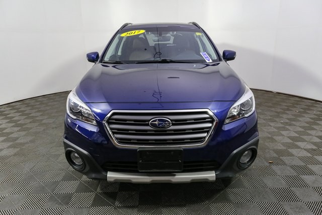 2017 Subaru Outback 2.5i photo 2