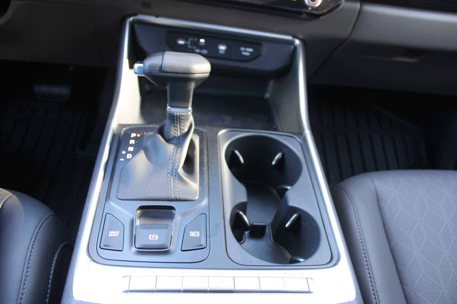 2026 Kia Carnival LXS photo 33