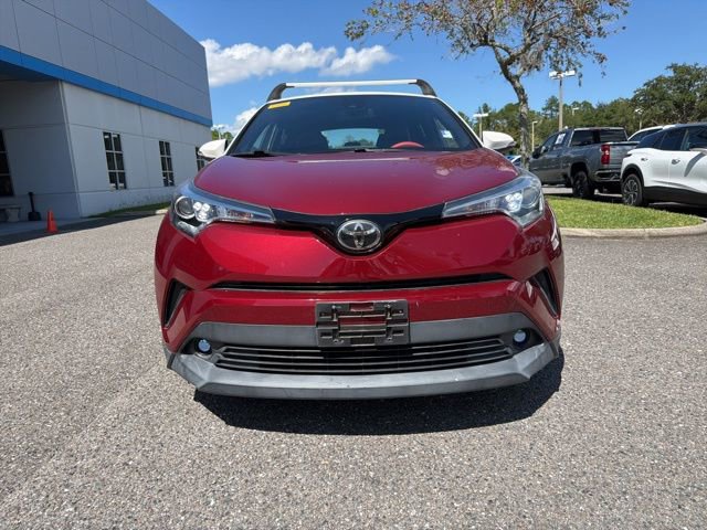 2018 Toyota C-HR XLE Premium photo 2