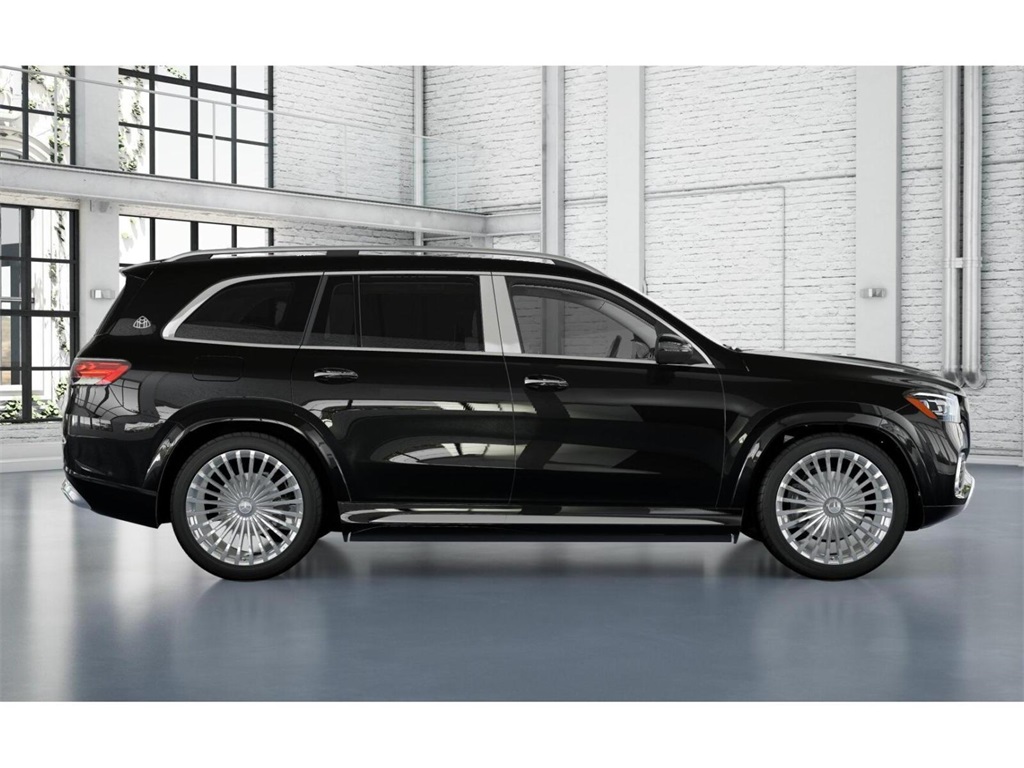 2025 Mercedes Benz GLS Maybach 600 4MATIC photo 2