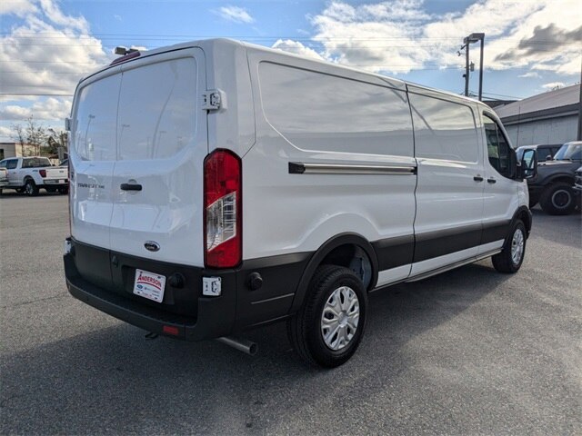 2024 Ford Transit photo 4