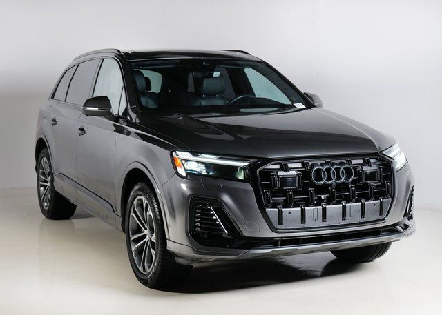 2025 Audi Q7 Premium Plus's photo