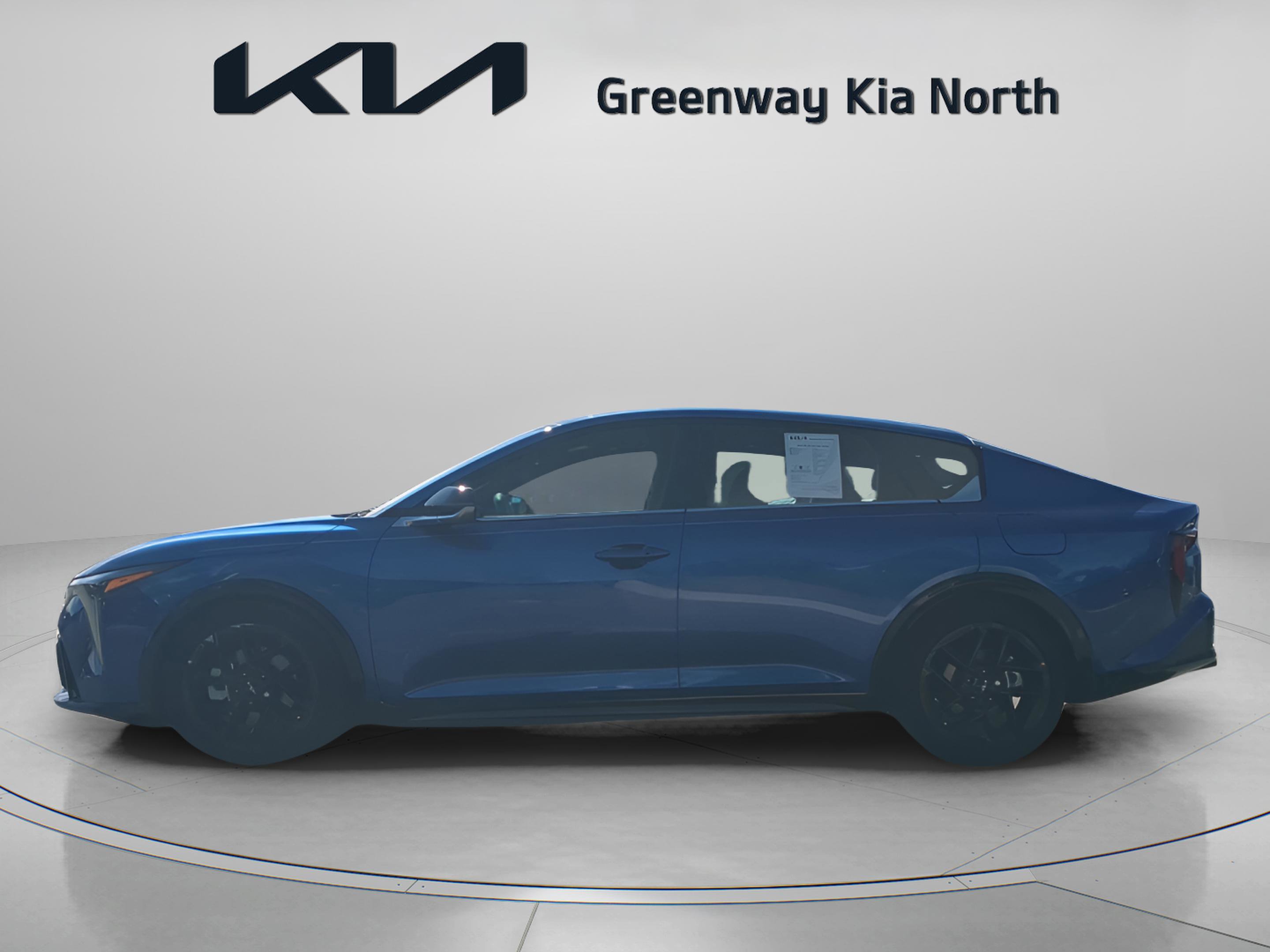 2025 Kia K4 GT-Line Turbo photo 4