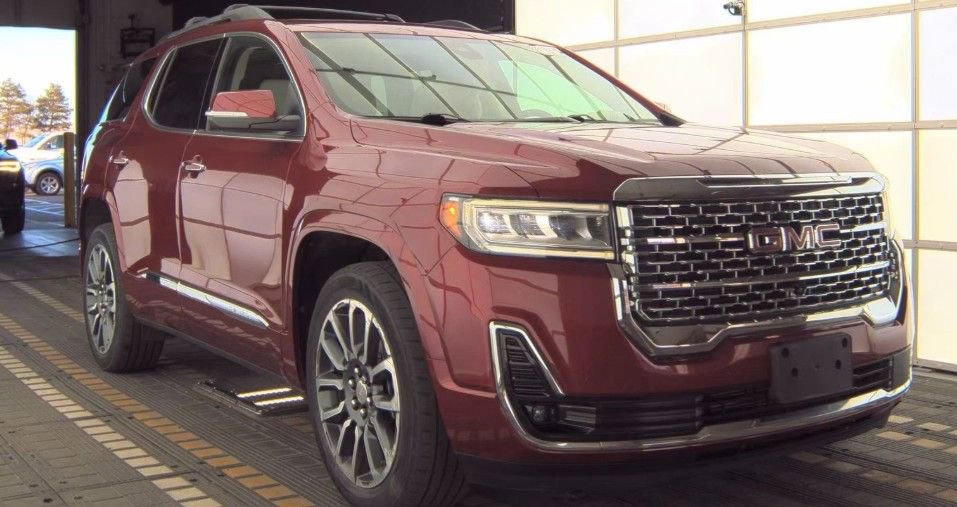 2020 GMC Acadia Denali's photo