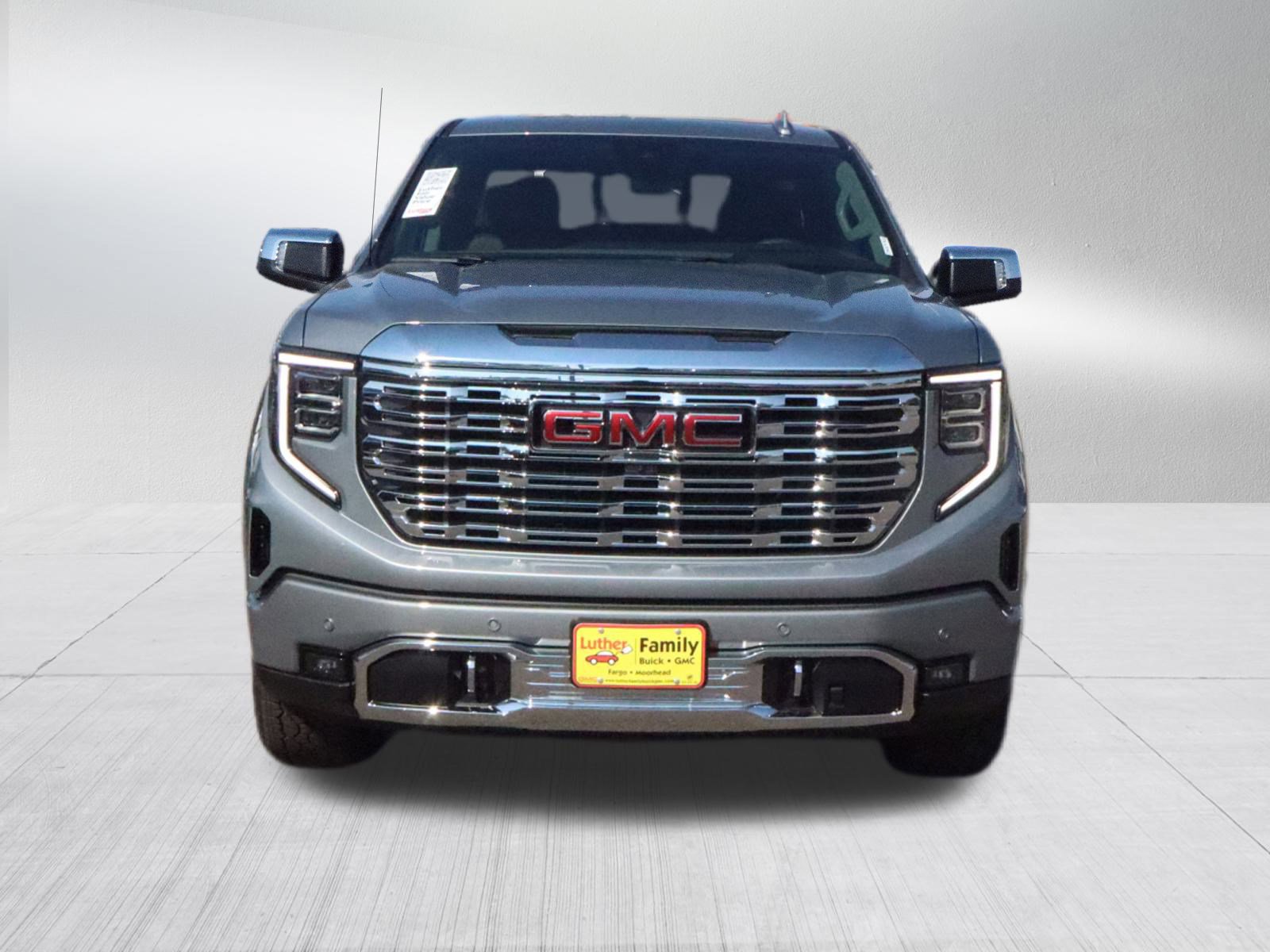 2026 Gmc Sierra 1500 Denali photo 2