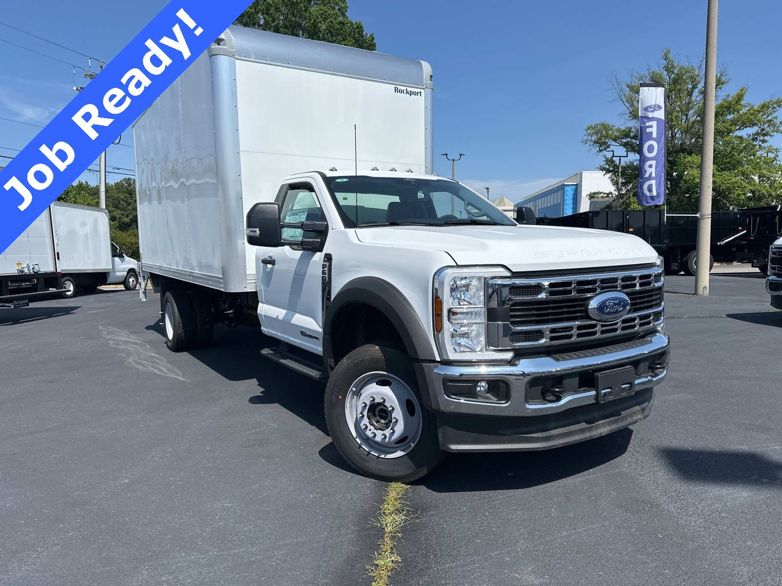 2024 Ford F-600 Super Duty Chassis Cab XL's photo