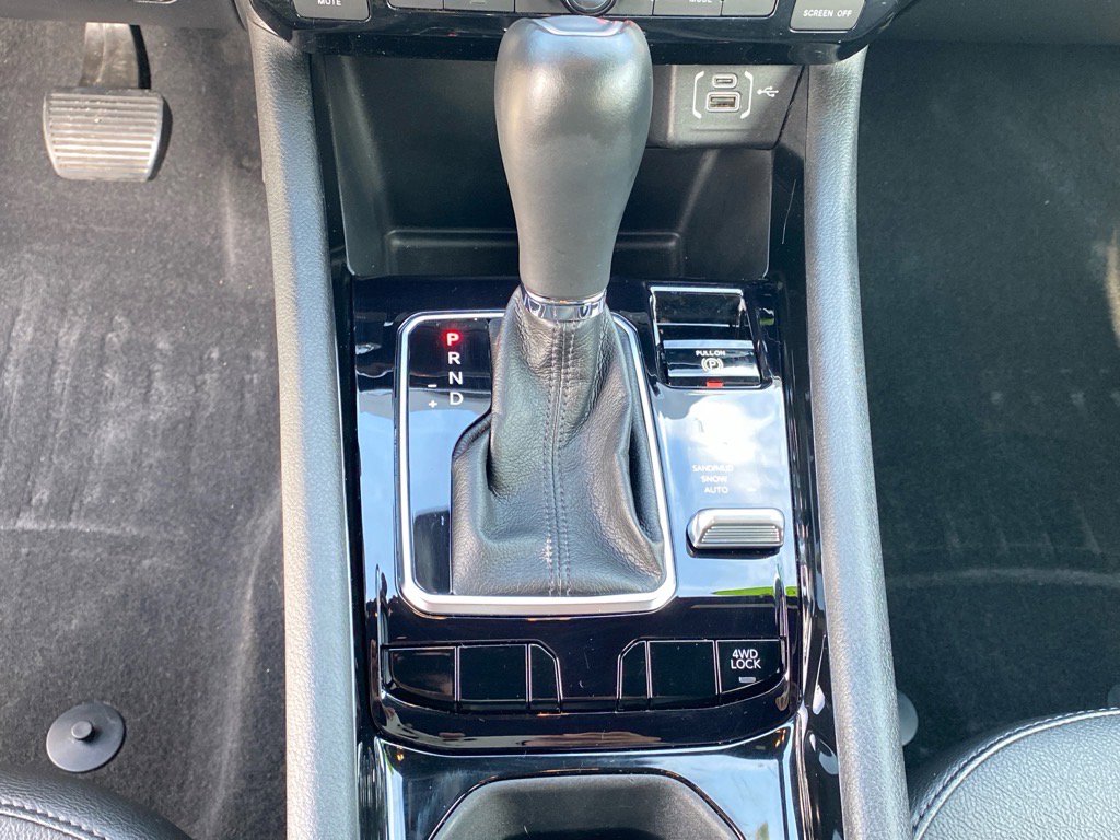 2023 Jeep Compass Limited photo 9