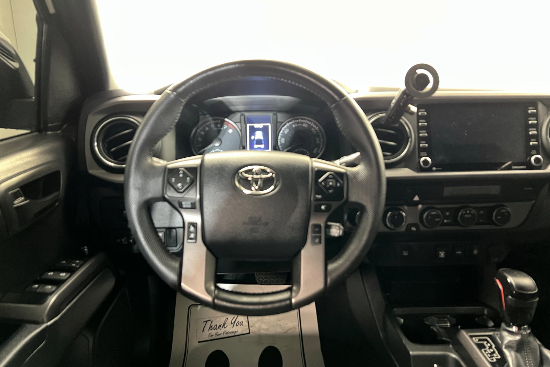 2023 Toyota Tacoma TRD Off-Road photo 12