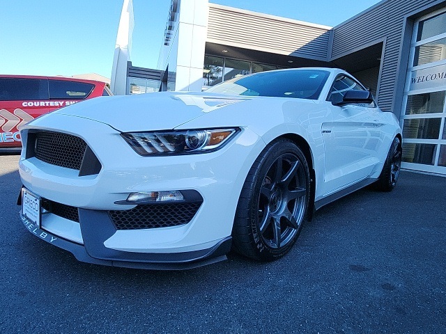 2016 Ford Mustang Shelby GT350 photo 16