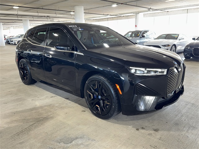 2023 BMW iX Base's photo