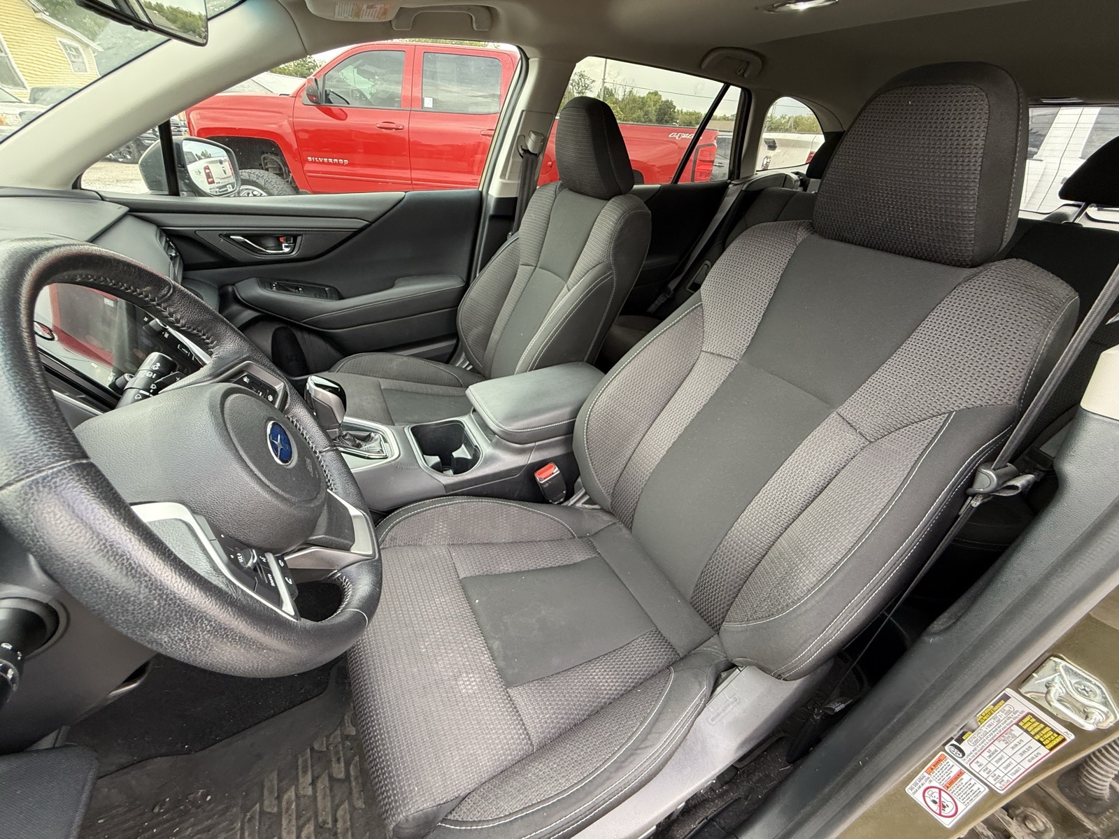 2020 Subaru Outback Premium photo 16