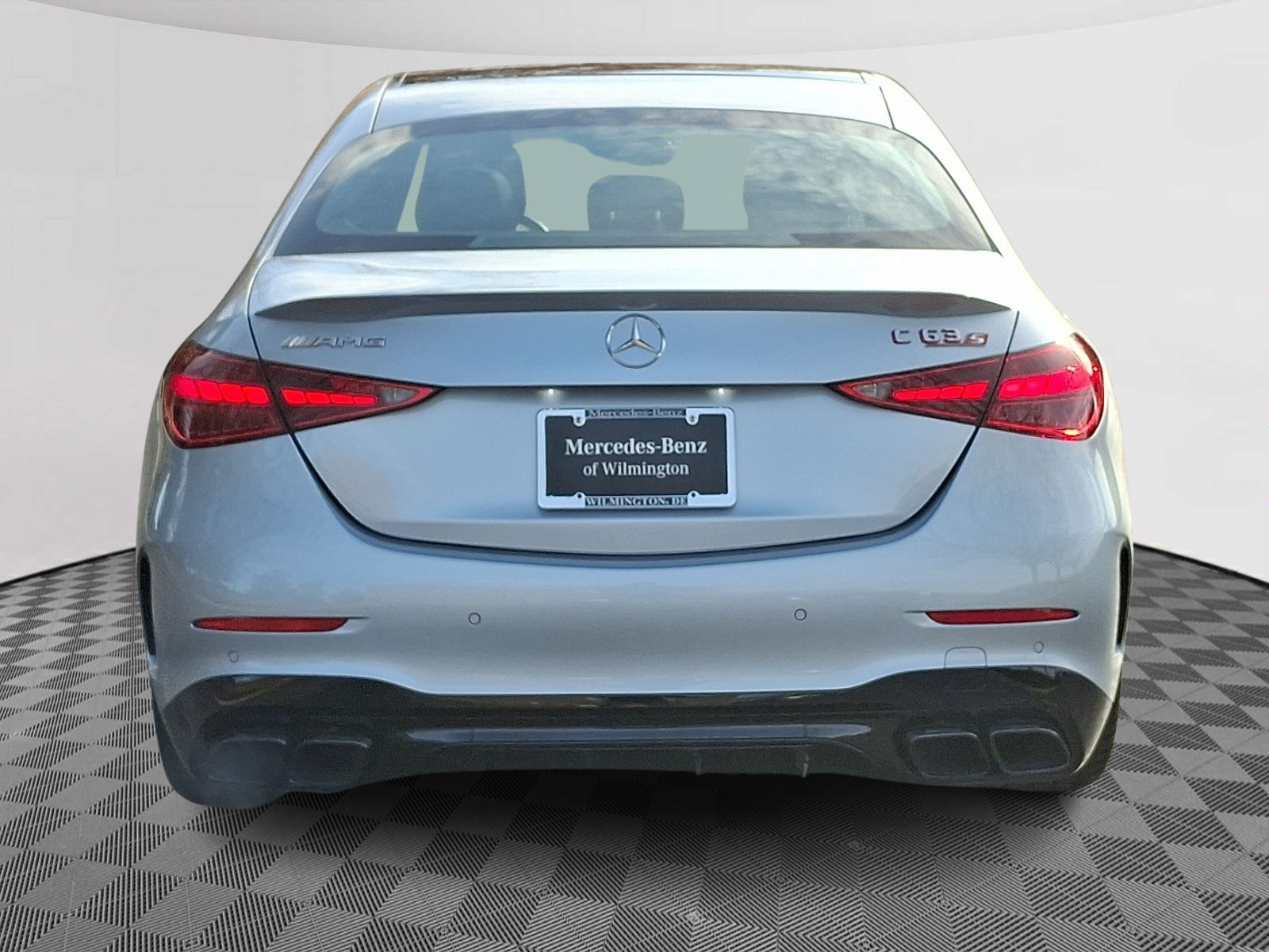 2024 Mercedes Benz C AMG 63 S E PERFORMANCE photo 3