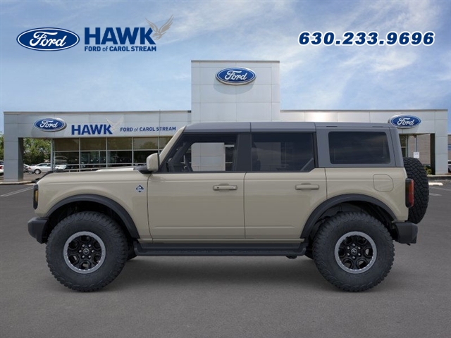2025 Ford Bronco Outer Banks photo 3