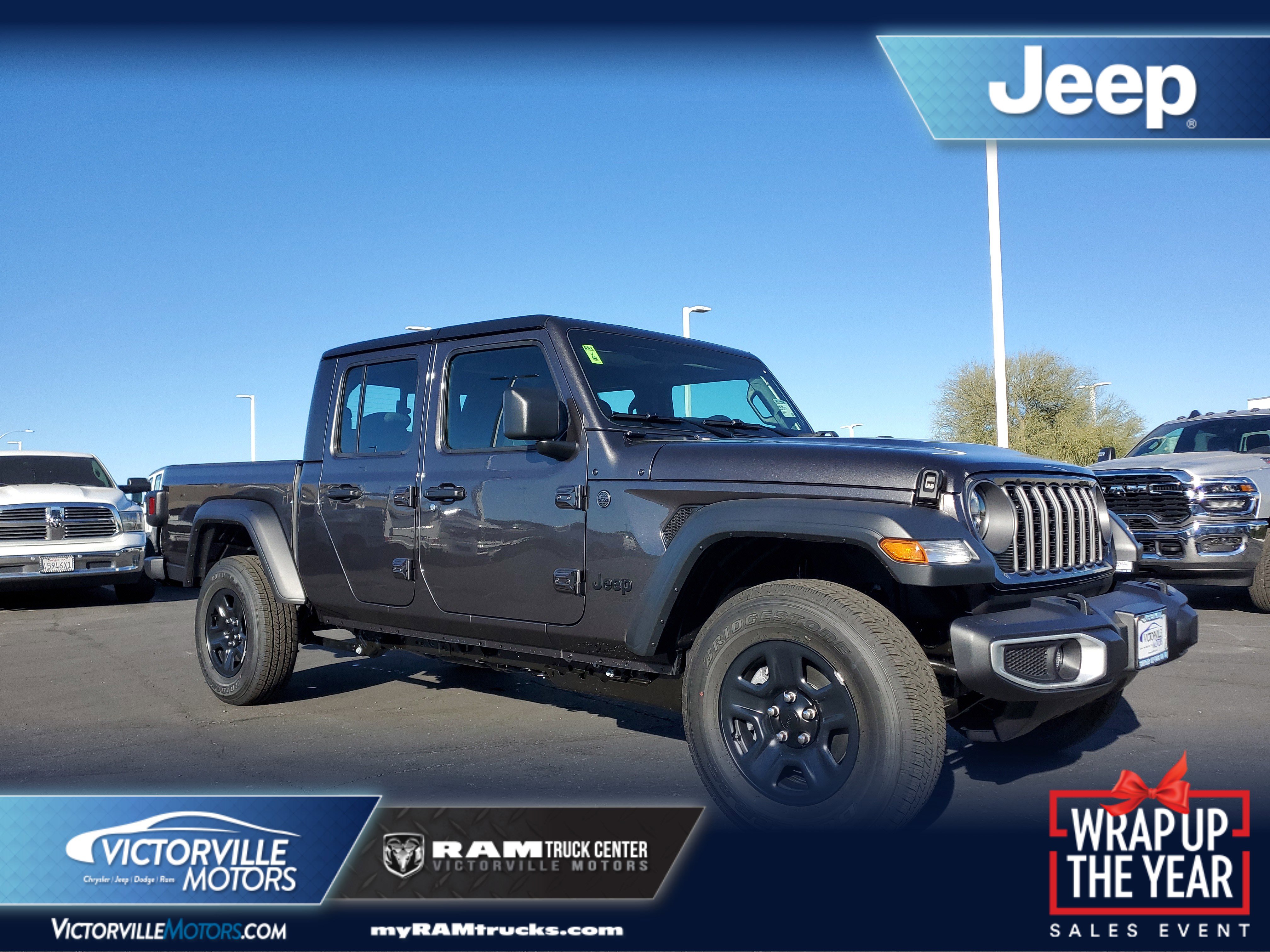 2026 Jeep Gladiator Sport's photo