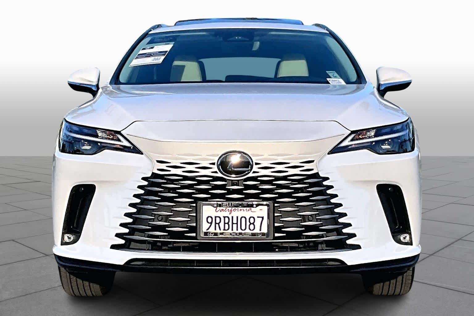 2024 Lexus RX Premium photo 3