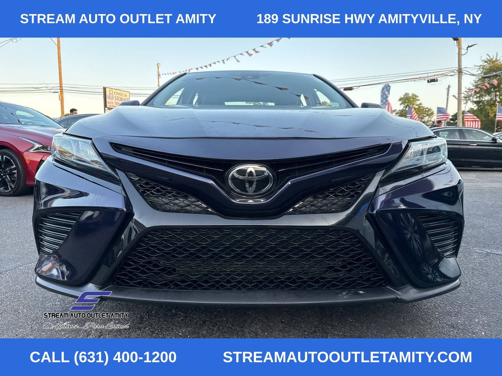 2022 Toyota Camry SE photo 2