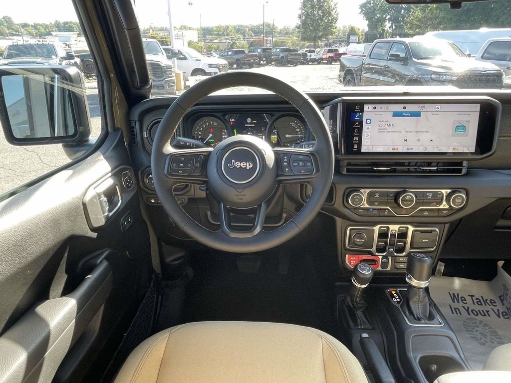 2025 Jeep Wrangler Willys 4xe photo 19
