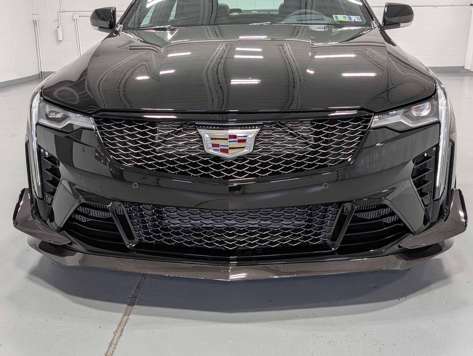 2024 Cadillac CT4 photo 2