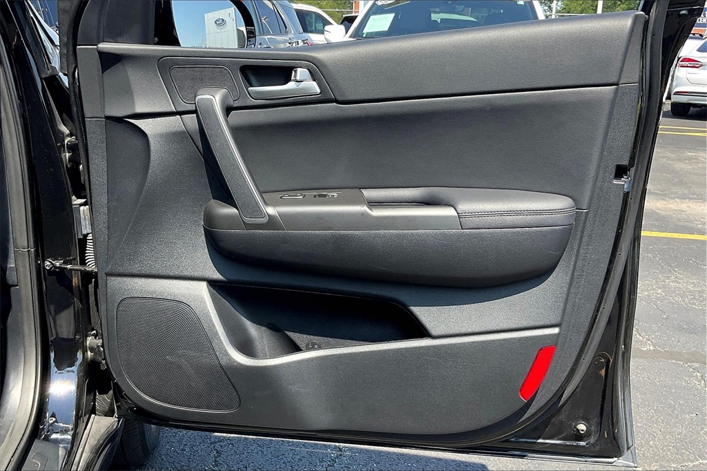 2021 Kia Sportage S Nightfall Edition photo 20
