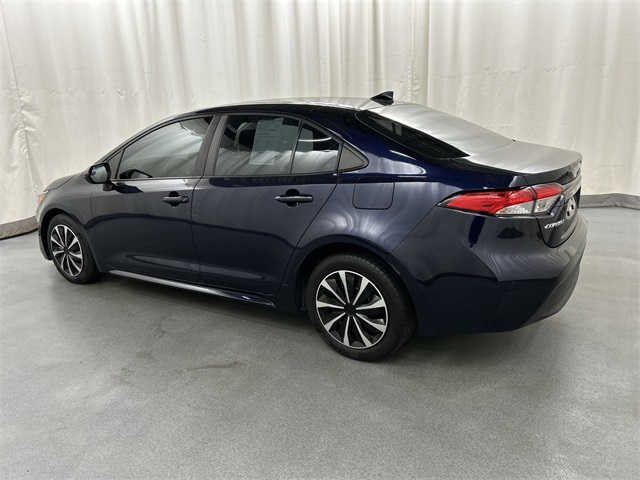 2023 Toyota Corolla LE photo 3