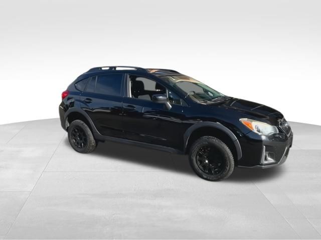 2017 Subaru Crosstrek 2.0i Premium photo 2