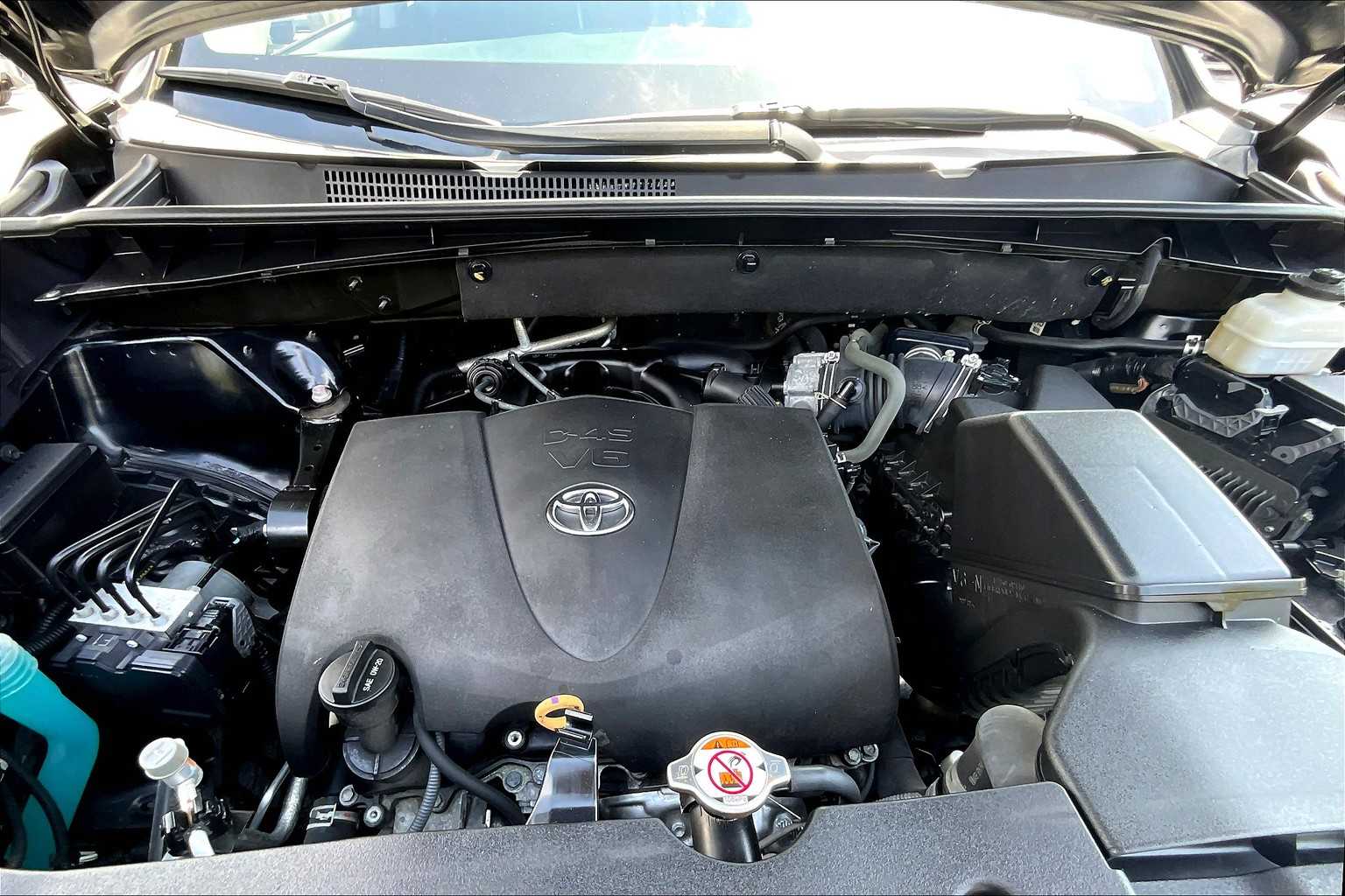 2019 Toyota Highlander SE photo 29