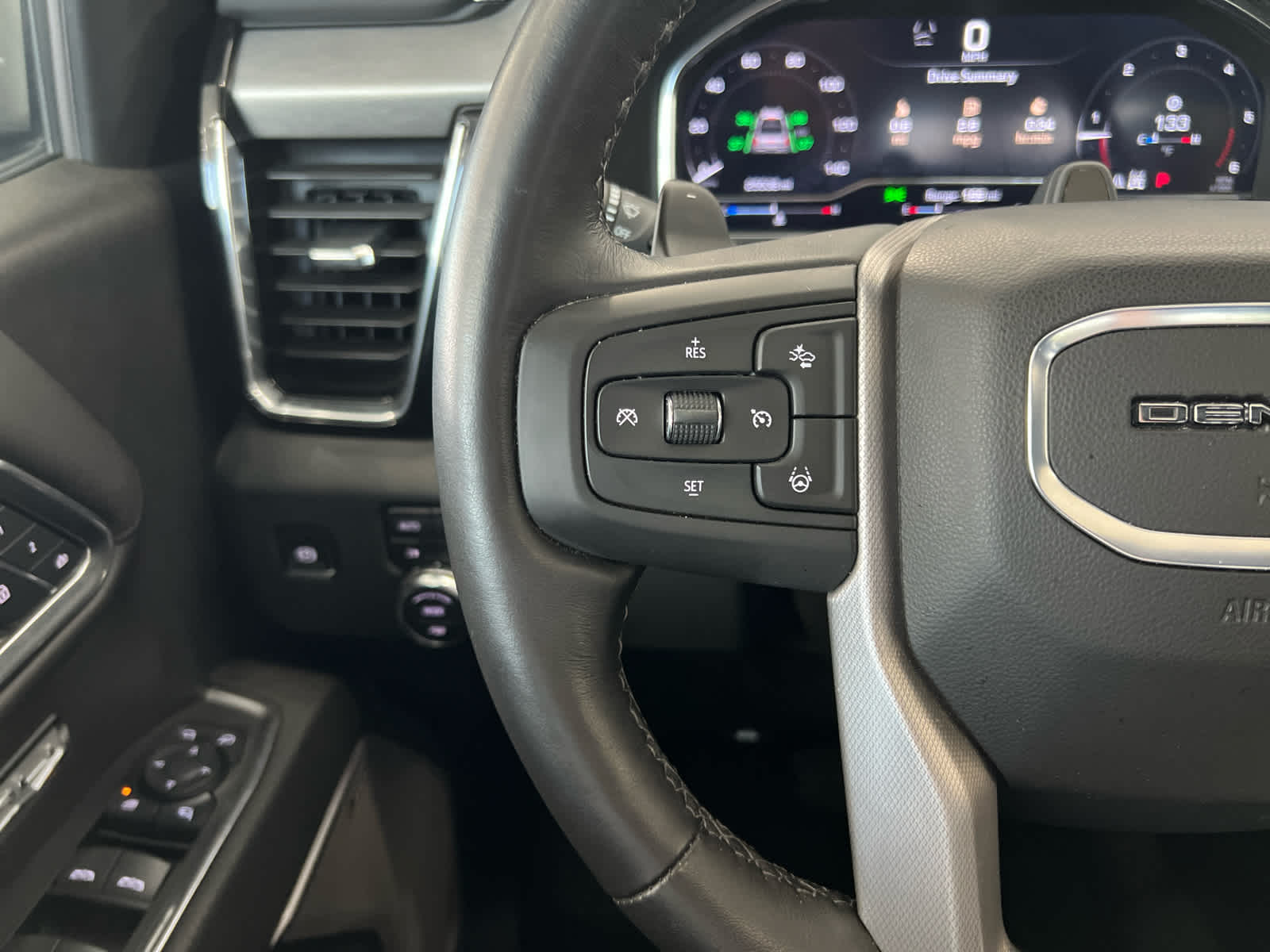 2024 Gmc Sierra 1500 Denali photo 18