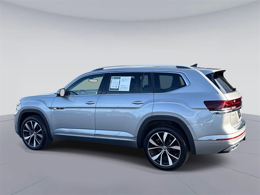 2024 Volkswagen Atlas SEL Premium R-Line photo 5
