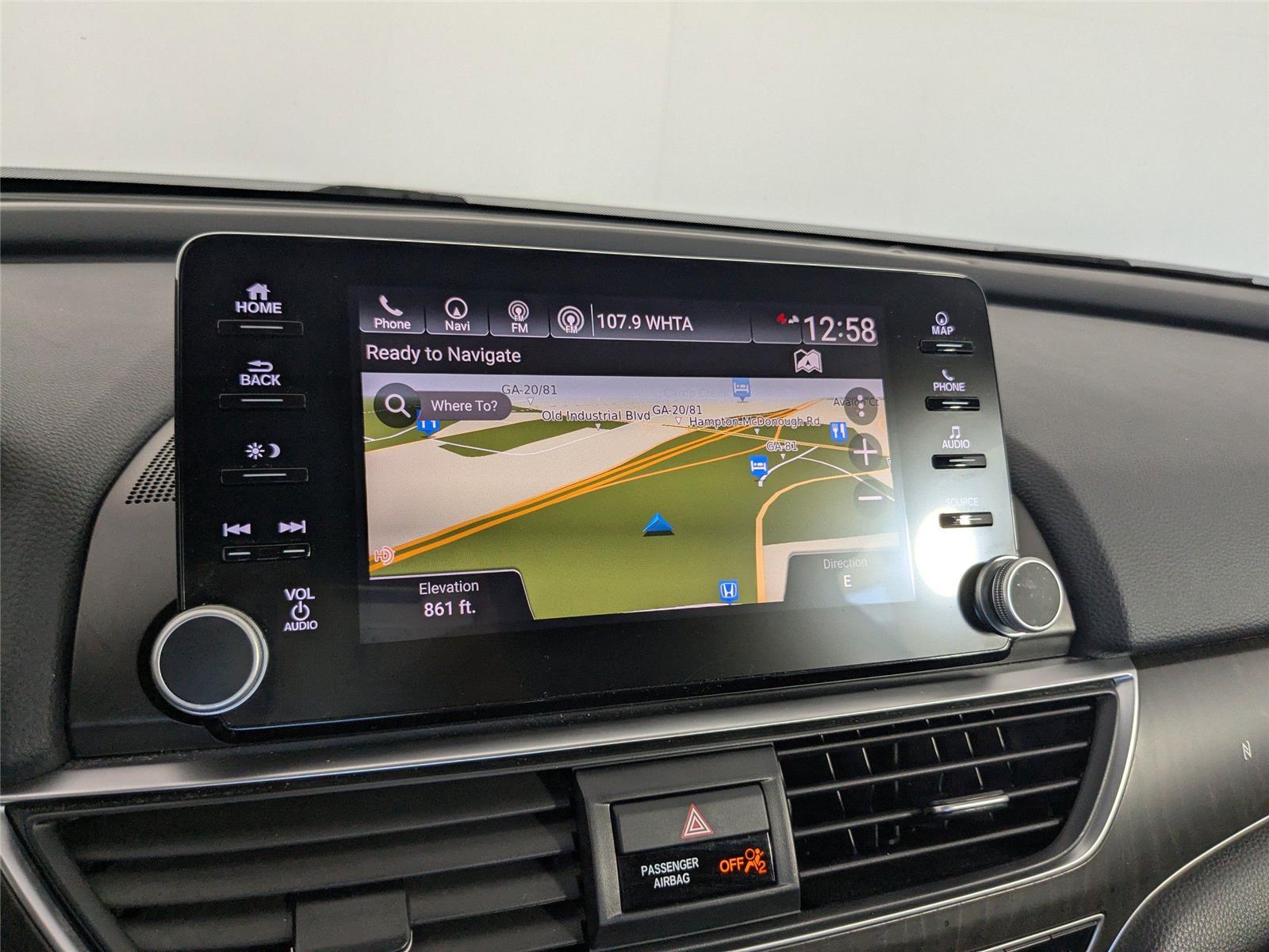 2018 Honda Accord Touring photo 18