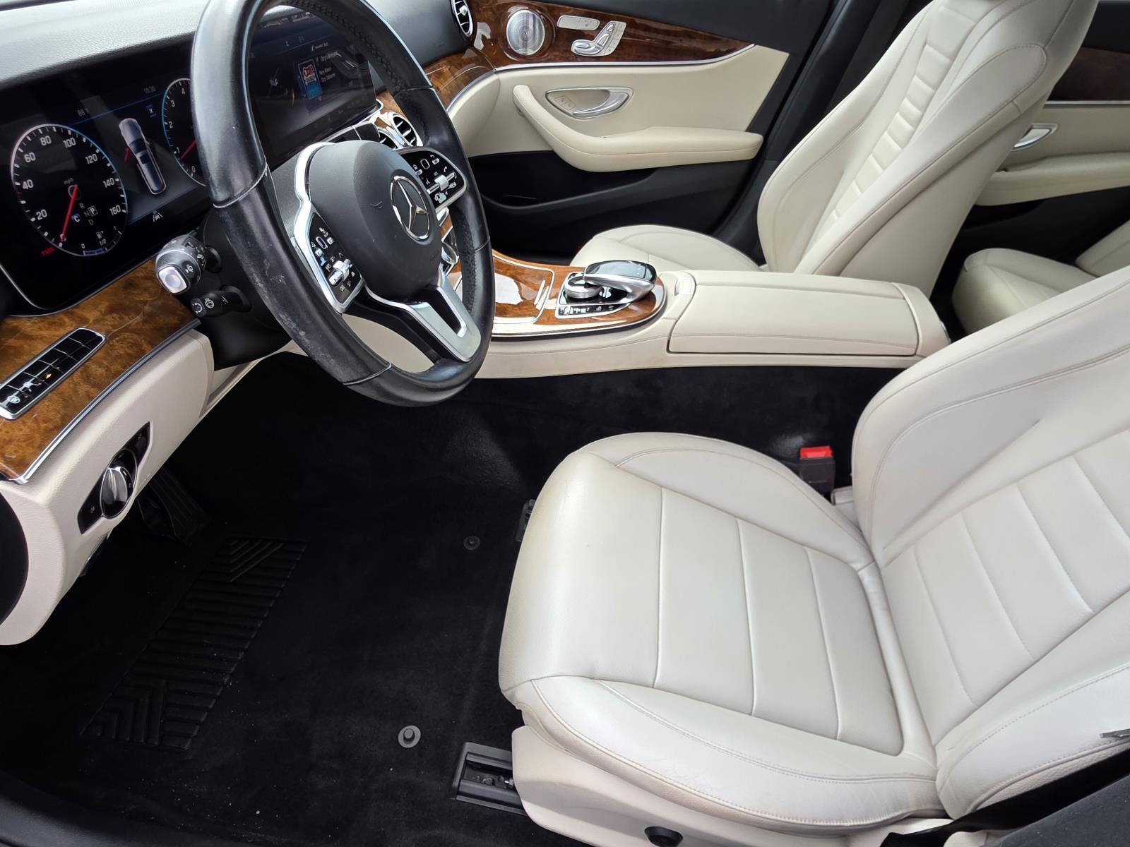 2020 Mercedes Benz E 450 4MATIC photo 5