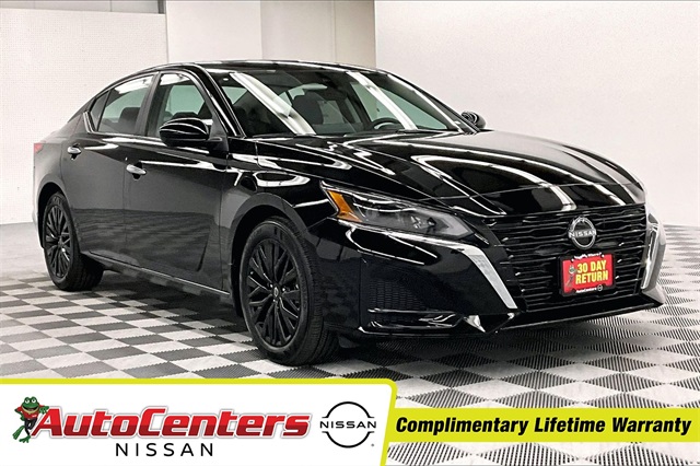 2025 Nissan Altima SV's photo