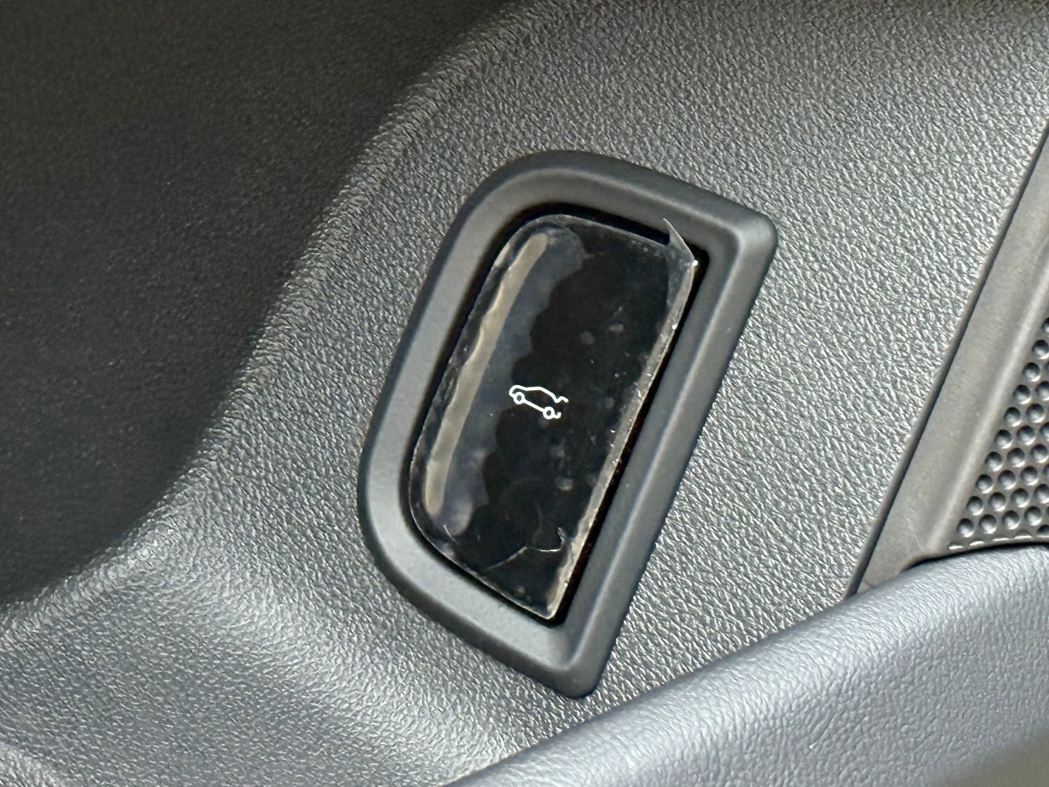 2025 Cadillac Lyriq Sport photo 19