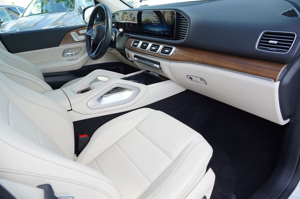 2025 Mercedes Benz GLE 350 4MATIC photo 10