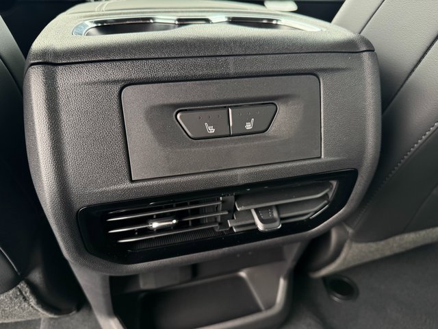 2025 Chevrolet Silverado EV LT photo 30