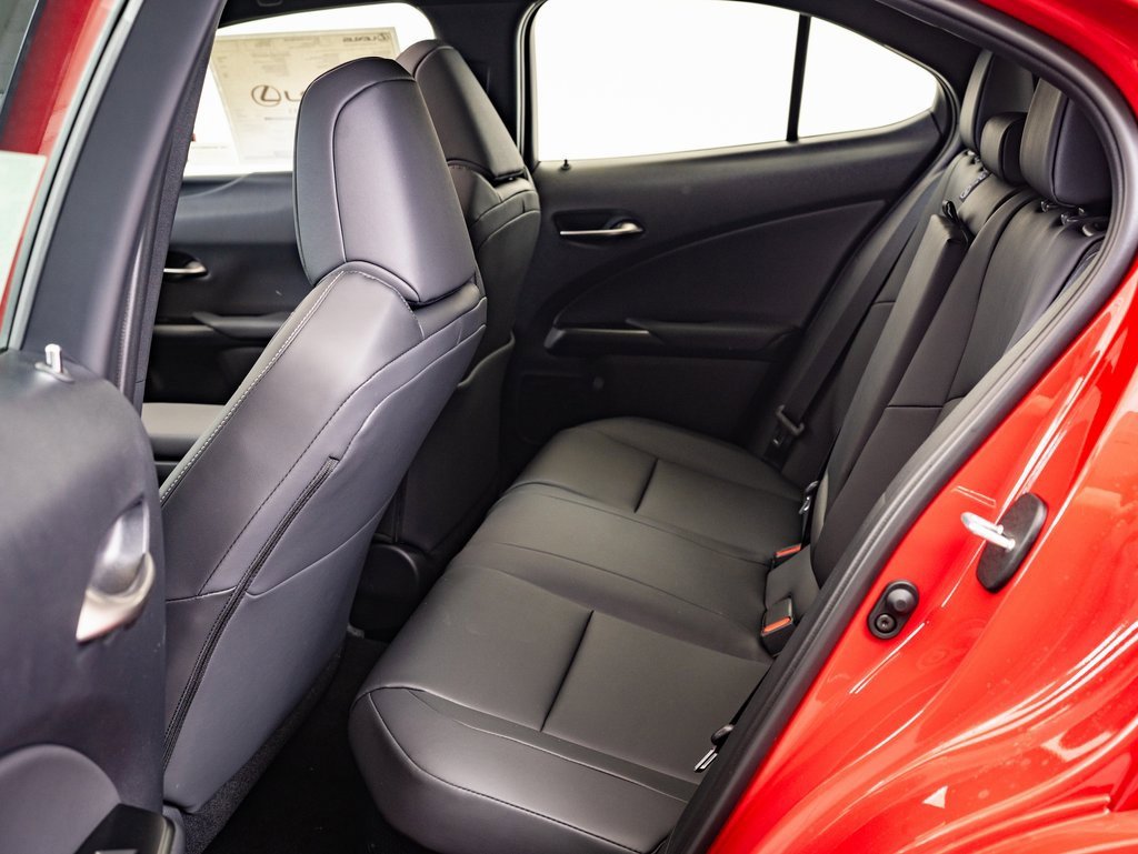 2025 Lexus UX Premium photo 33