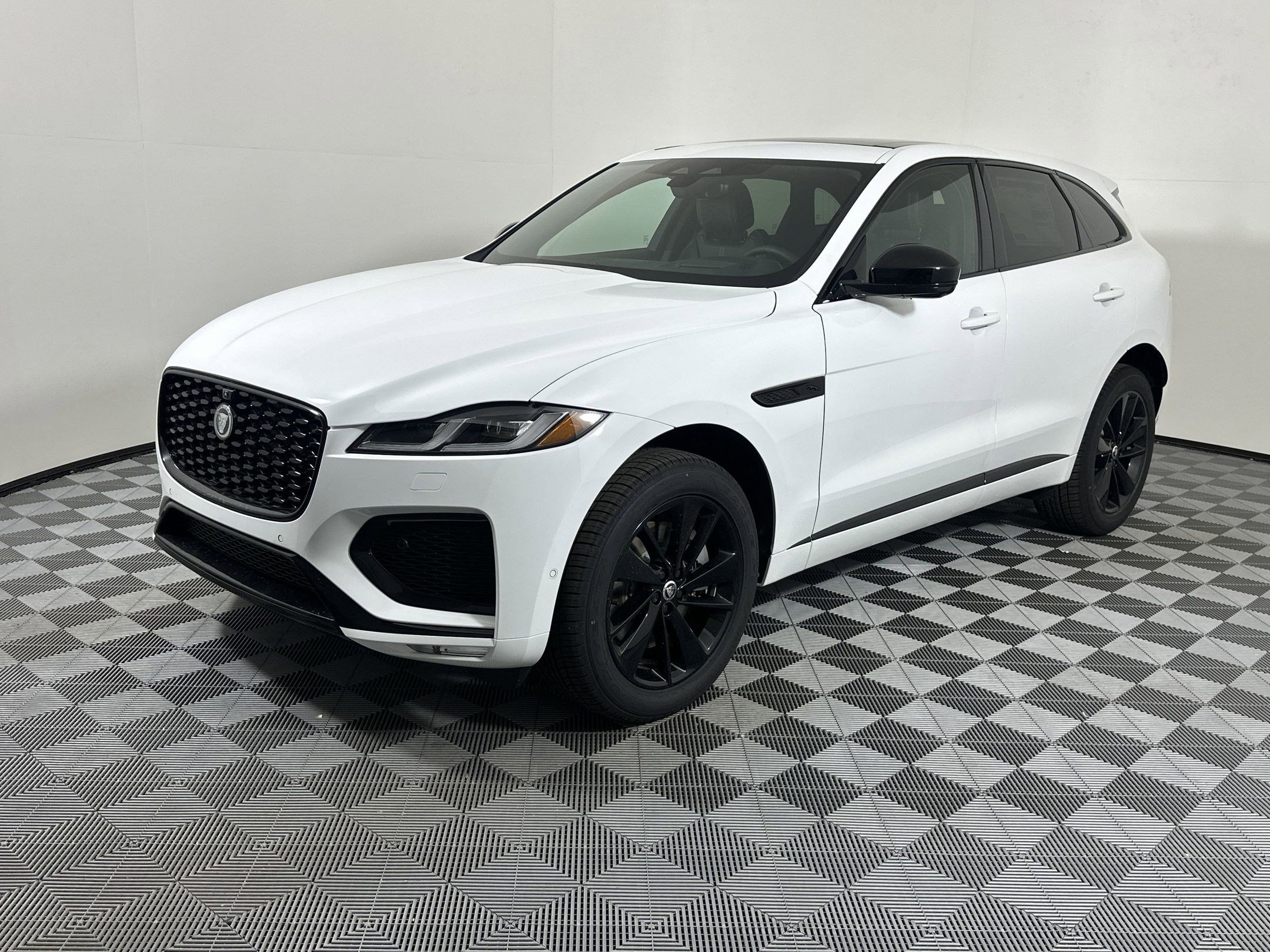 2026 Jaguar F-Pace R-Dynamic S