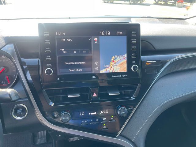 2021 Toyota Camry XSE V6 photo 15