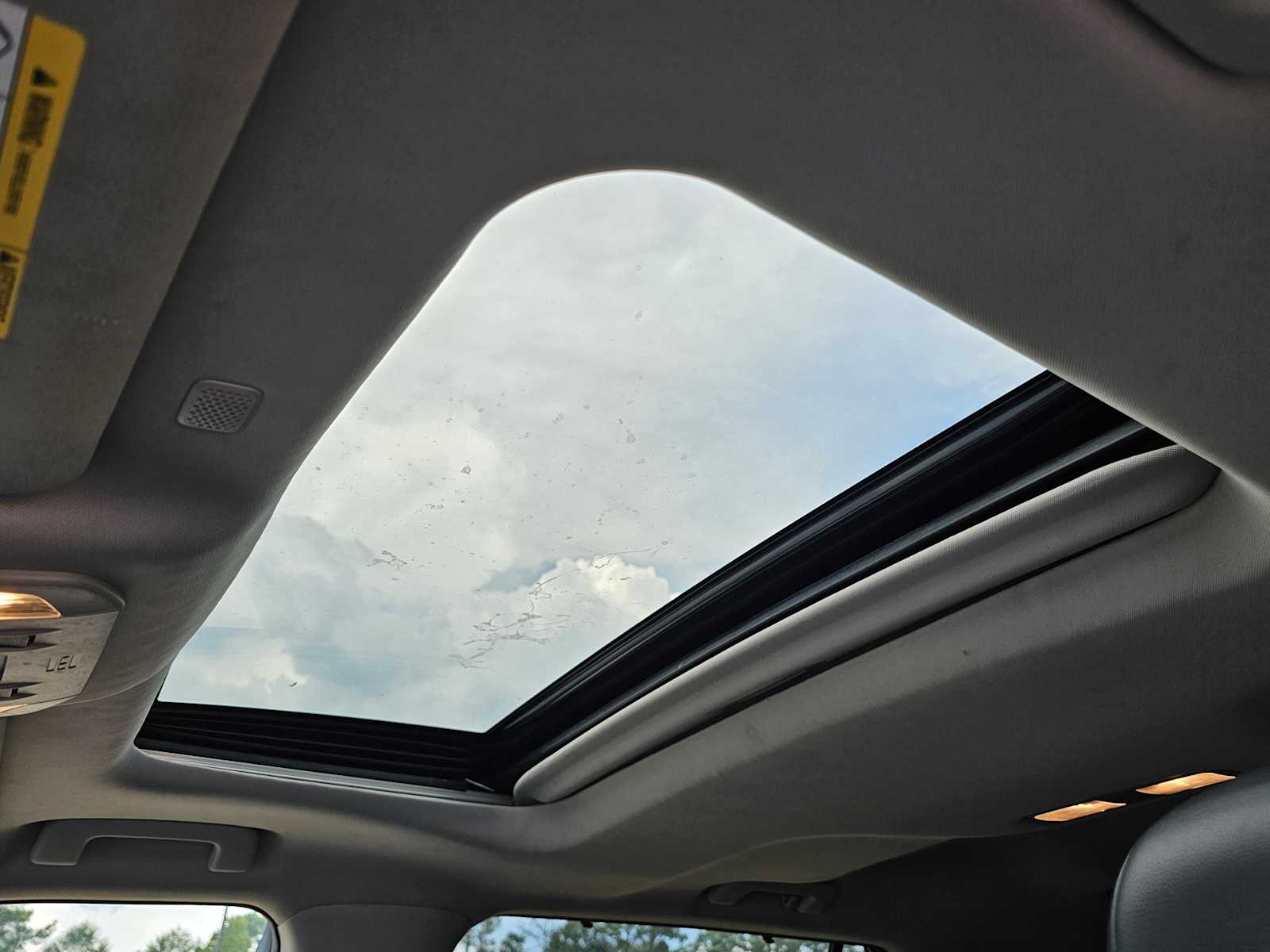 2022 Toyota Highlander XLE photo 12