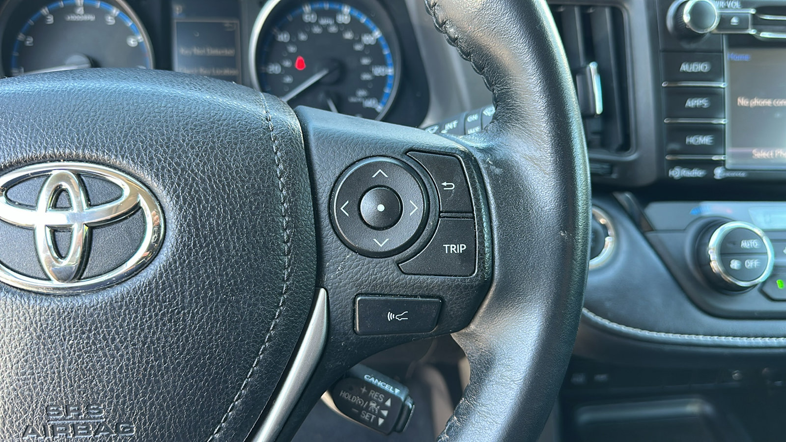 2018 Toyota RAV4 XLE photo 14