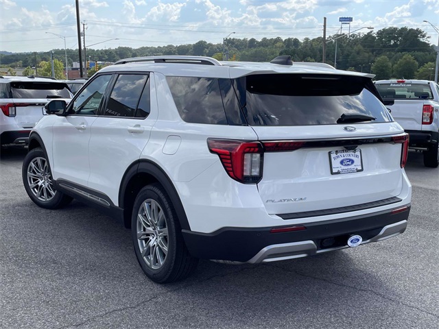 2025 Ford Explorer Platinum photo 3