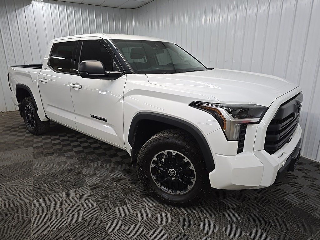 2022 Toyota Tundra SR5 photo 7