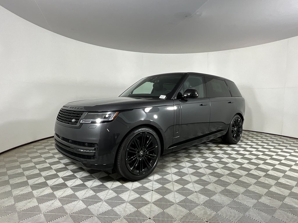 2025 Land Rover Range Rover SE