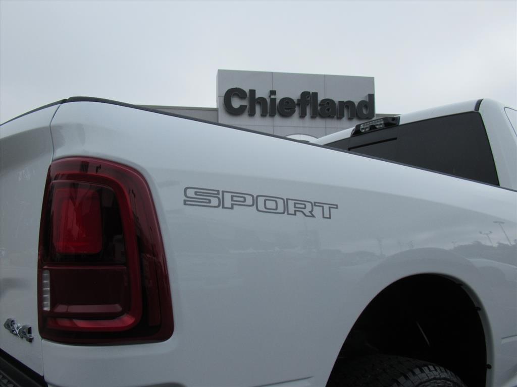 2026 Ram 2500 Laramie photo 9