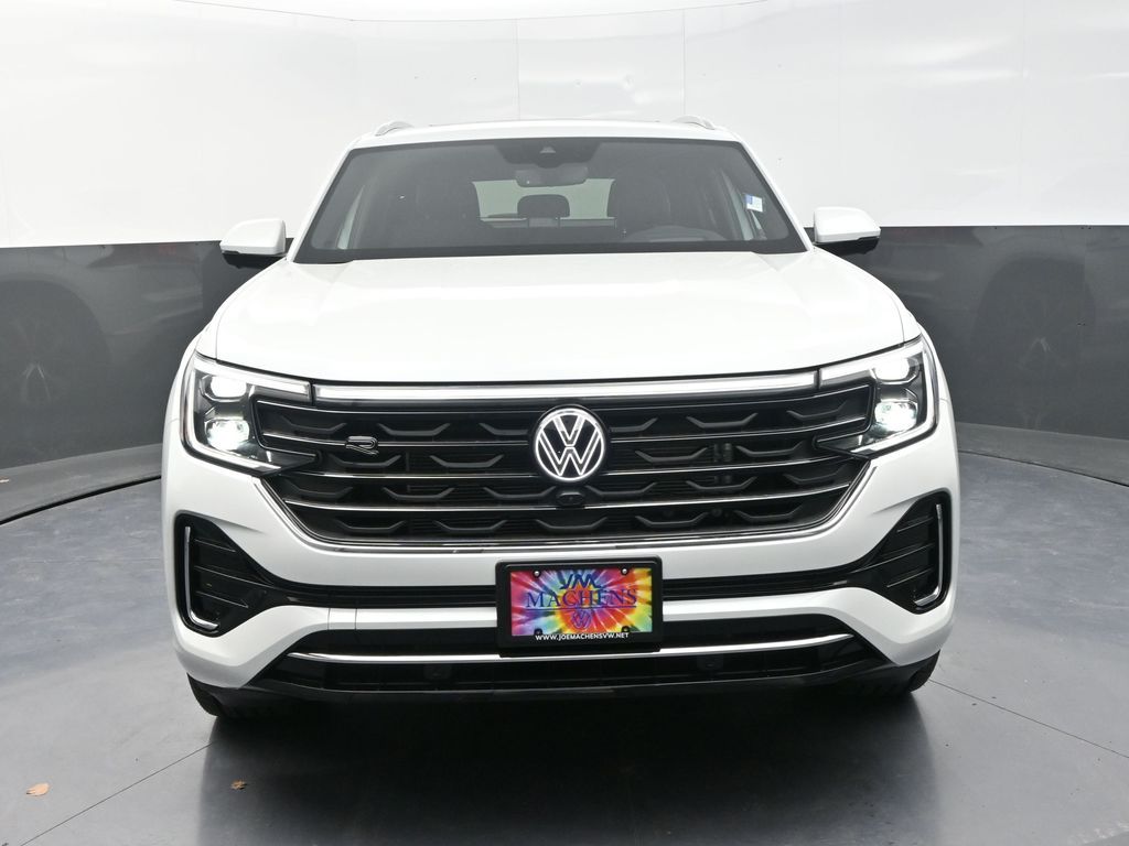 2025 Volkswagen Atlas Cross Sport SEL Premium R-Line photo 2