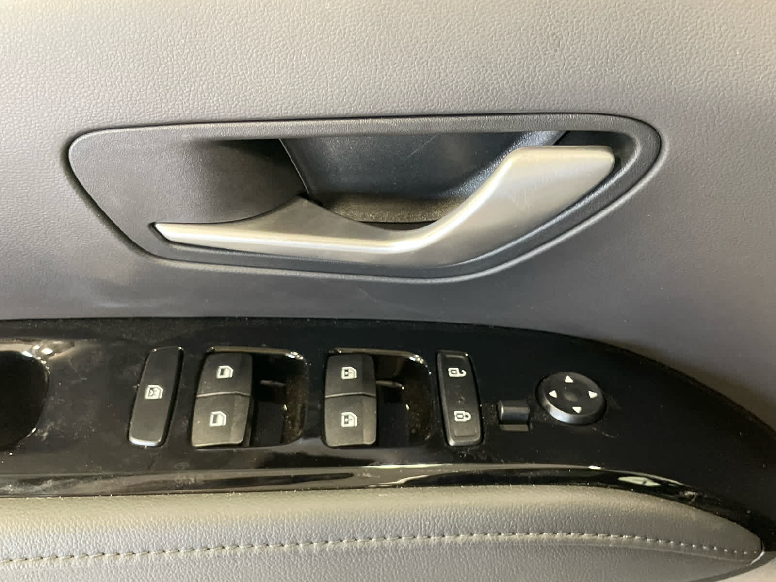 2024 Hyundai Santa Cruz Limited photo 28