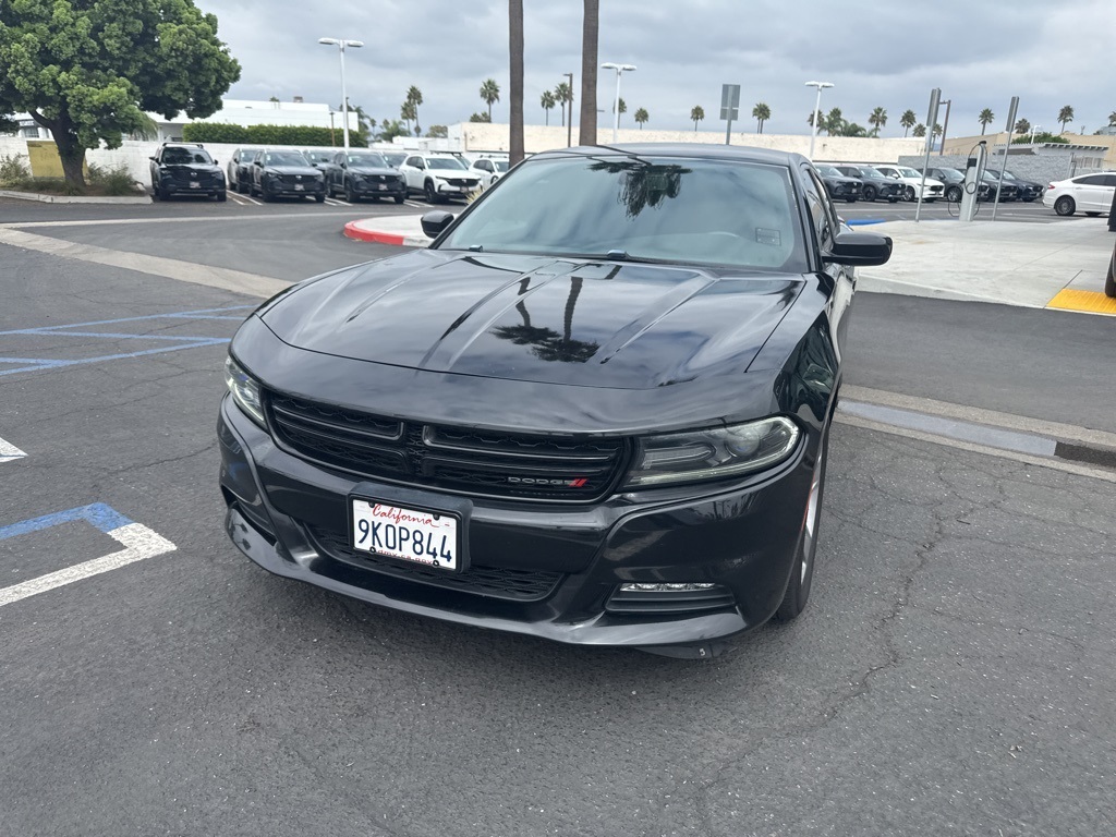2017 Dodge Charger SXT photo 9