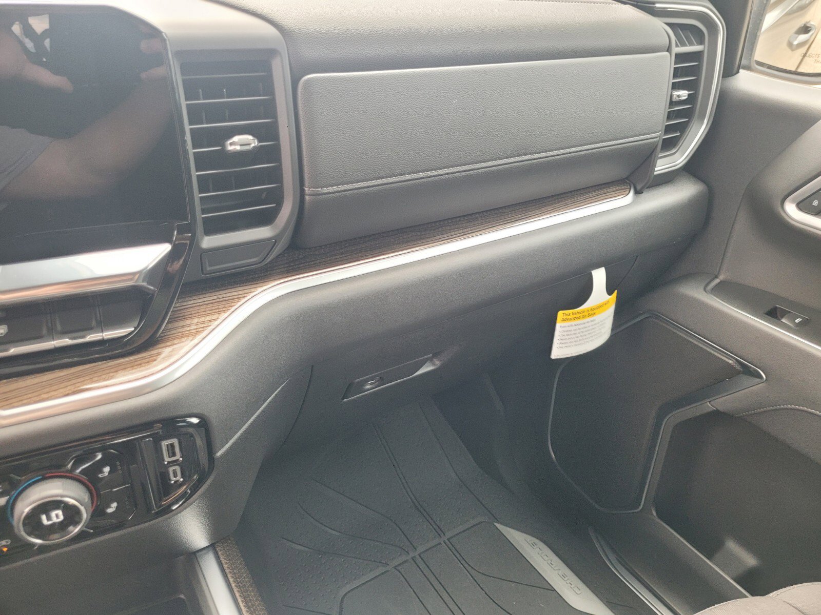 2026 Chevrolet Silverado 1500 RST photo 26