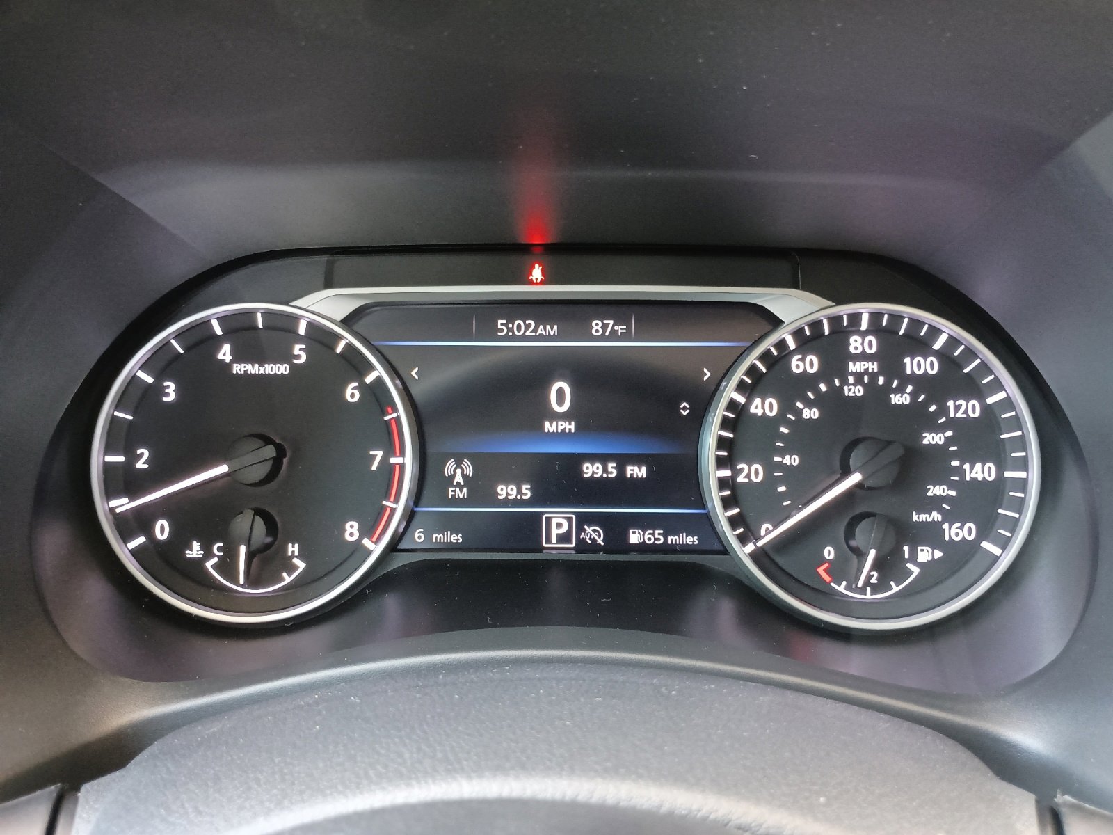 2025 Nissan Sentra SV photo 16